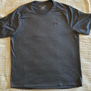 Men’s Under Armour shirt